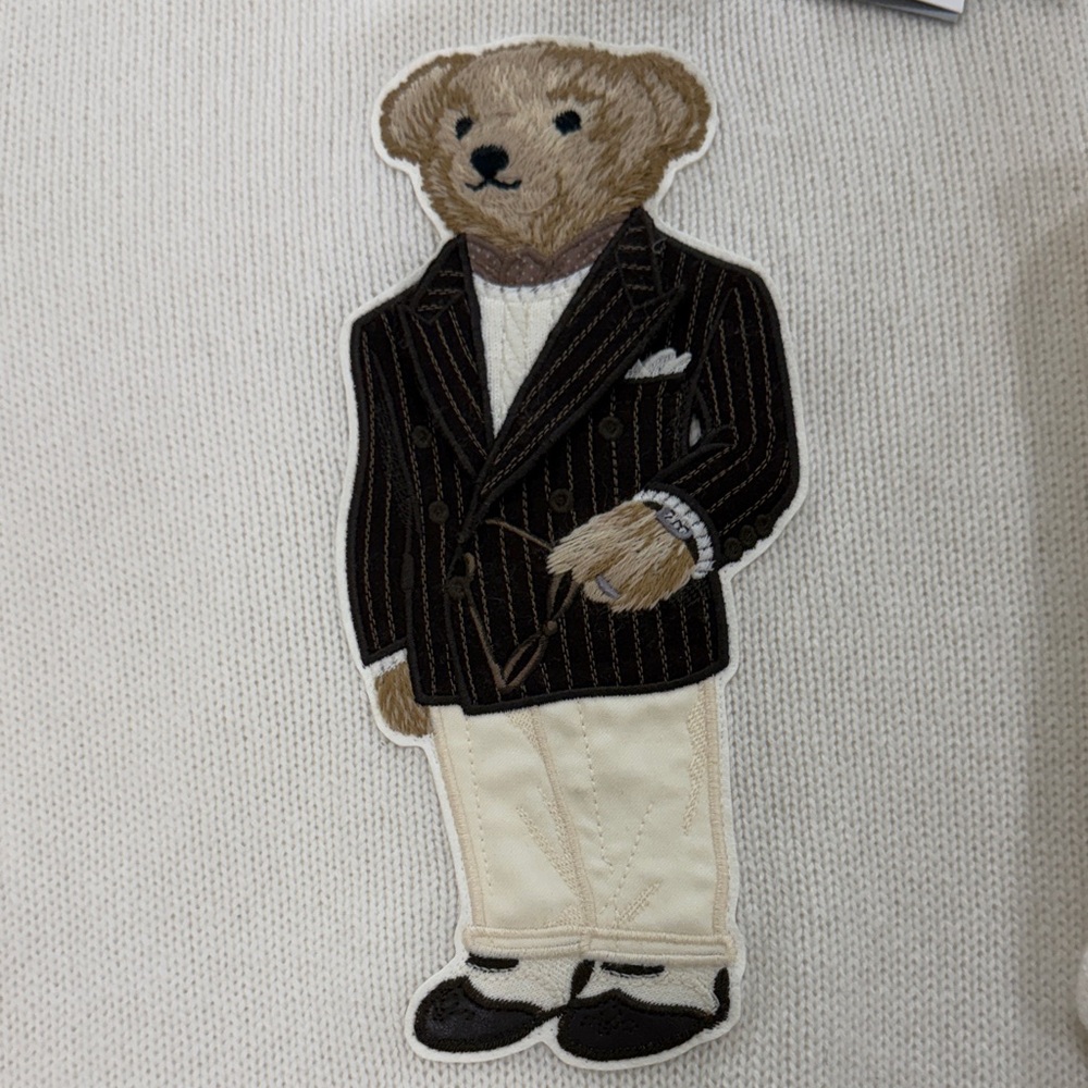 Ralph Lauren cream CASHMERE Sweater with Bear Motif
FALL 2025 - Picture 4 of 4